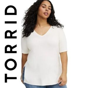 Torrid Favorite Tunic Super Soft V-Neck Half Sleeve Tee Crisp White